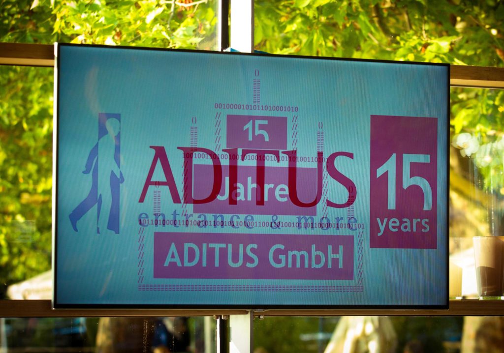 itze design Aditus 15 Jahre 8